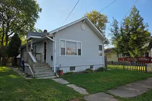803 Broadway Ave, North Chicago, IL 60064 - Photo 1