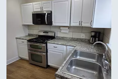 803 Broadway Avenue, North Chicago, IL 60064 - Photo 25