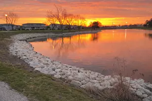 106 N Salem Dr, Schaumburg, IL 60194 - Photo 5