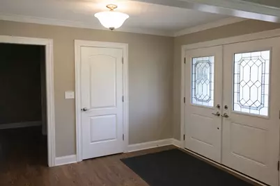 36 Seneca Avenue E, Hawthorn Woods, IL 60047 - Photo 3