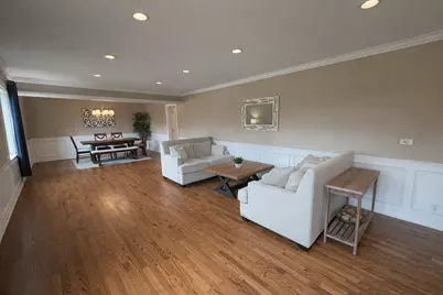 36 Seneca Avenue E, Hawthorn Woods, IL 60047 - Photo 5