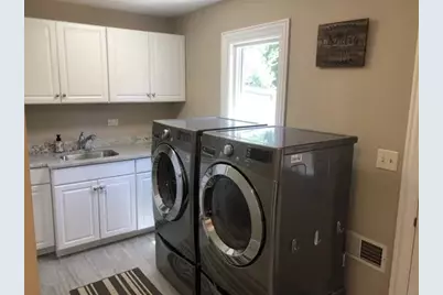 36 Seneca Avenue E, Hawthorn Woods, IL 60047 - Photo 7