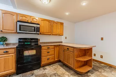 2445 Ridgefield Road, Princeton, IL 61356 - Photo 11