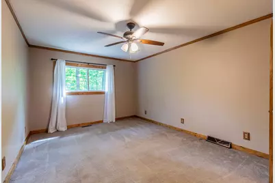 2445 Ridgefield Road, Princeton, IL 61356 - Photo 15