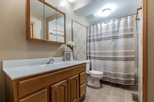 2445 Ridgefield Rd, Princeton, IL 61356 - Photo 17