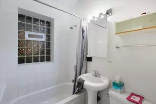 4055 N Spaulding Ave, Chicago, IL 60618 - Photo 7