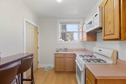 4055 N Spaulding Avenue #1, Chicago, IL 60618 - Photo 3