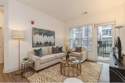 555 Lakeview Parkway #002, Vernon Hills, IL 60061 - Photo 3