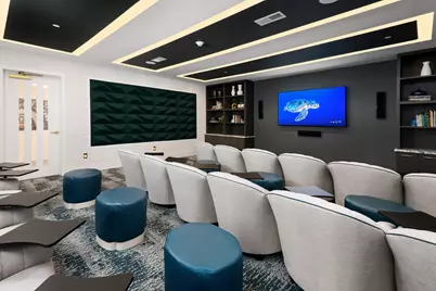 555 Lakeview Parkway #002, Vernon Hills, IL 60061 - Photo 5