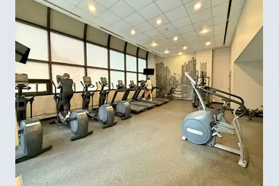 211 E Ohio Street #2707, Chicago, IL 60611 - Photo 35