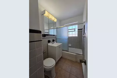2044 E 72nd Place #3, Chicago, IL 60649 - Photo 15