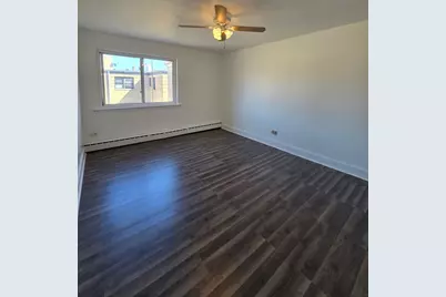 2044 E 72nd Place #3, Chicago, IL 60649 - Photo 11