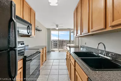 [Address not provided], Lisle, IL 60532 - Photo 9