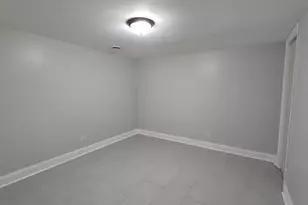 454 E Park Ave, Elmhurst, IL 60126 - Photo 11