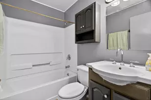 2304 Cypress Ln, Joliet, IL 60435 - Photo 13