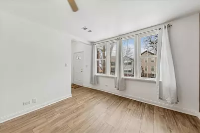 617 W 43rd Place, Chicago, IL 60609 - Photo 3