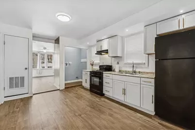 617 W 43rd Place, Chicago, IL 60609 - Photo 11