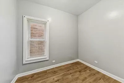 617 W 43rd Place, Chicago, IL 60609 - Photo 5