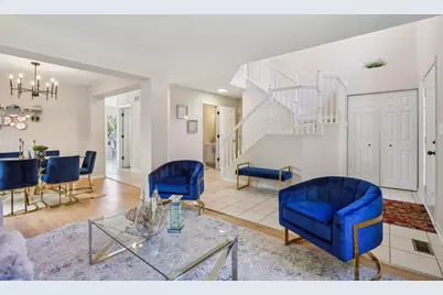 2060 Lyndhurst Lane, Aurora, IL 60503 - Photo 3