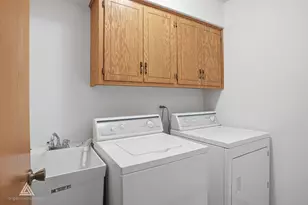 10815 Minnesota Ct, Orland Park, IL 60467 - Photo 13