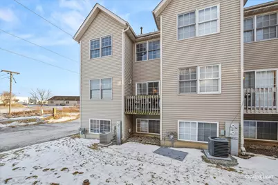 674 S Peace Road #674, Sycamore, IL 60178 - Photo 17