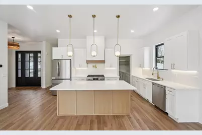 298 Apache Trail, Lake in the Hills, IL 60156 - Photo 3