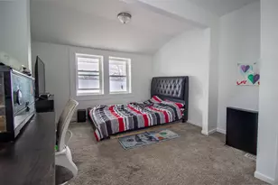 678 Douglas Ave, Calumet City, IL 60409 - Photo 21