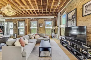 525 N Halsted St, Chicago, IL 60642 - Photo 13