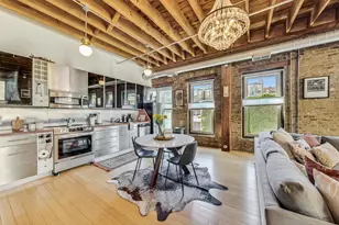 525 N Halsted St, Chicago, IL 60642 - Photo 17