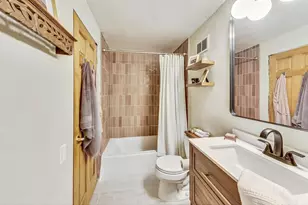 525 N Halsted St, Chicago, IL 60642 - Photo 23