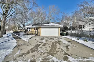 815 S Lincoln Ave, Park Ridge, IL 60068 - Photo 17