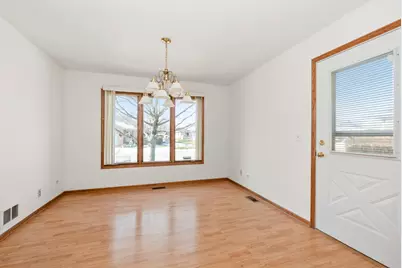 816 Eagle Creek Road, Elwood, IL 60421 - Photo 3