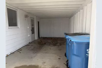 2007 Schuyler Drive, Peru, IL 61354 - Photo 11