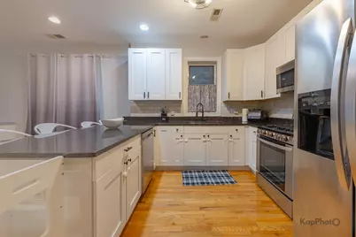 31 E 26th Street #3, Chicago, IL 60616 - Photo 9