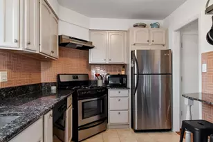 [Address not provided], Evanston, IL 60201 - Photo 11