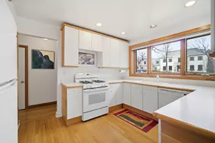 200 Braeburn Rd, Highland Park, IL 60035 - Photo 11