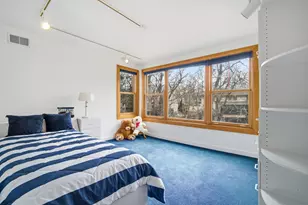 200 Braeburn Rd, Highland Park, IL 60035 - Photo 19