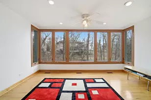 200 Braeburn Rd, Highland Park, IL 60035 - Photo 9