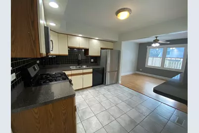 246 Tamarack Drive, Bloomingdale, IL 60108 - Photo 9