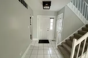 246 Tamarack Dr, Bloomingdale, IL 60108 - Photo 3