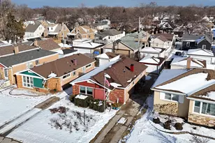 10639 S Kedzie Ave, Chicago, IL 60655 - Photo 3