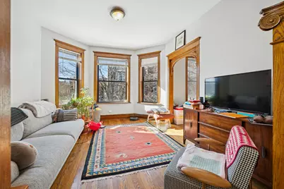 1049 N Oakley Boulevard, Chicago, IL 60622 - Photo 3