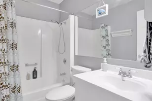 7010 Brighton Ct, Woodridge, IL 60517 - Photo 27