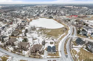 3667 Peregrine Way, Elgin, IL 60124 - Photo 33