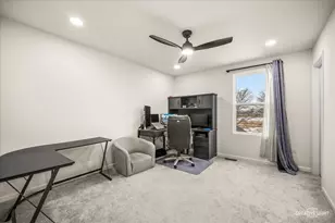 3667 Peregrine Way, Elgin, IL 60124 - Photo 25