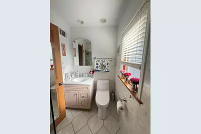 7742 Kolmar Avenue, Skokie, IL 60076 - Photo 23