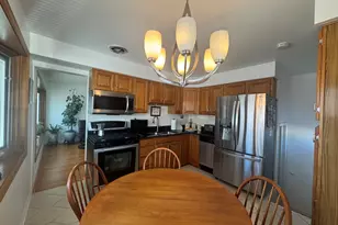 7742 Kolmar Ave, Skokie, IL 60076 - Photo 5