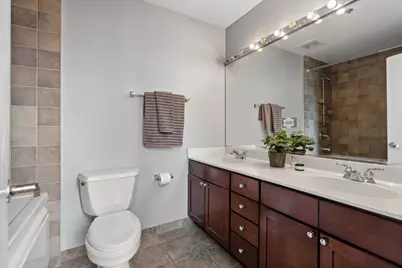 758 N Larrabee Street #519, Chicago, IL 60654 - Photo 15