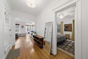 939 W Ainslie St, Chicago, IL 60640 - Photo 3