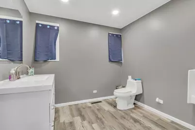 [Address not provided], Waukegan, IL 60087 - Photo 15